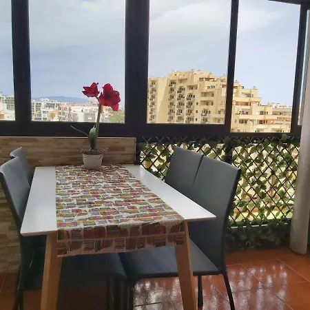 Great 1bed Flat - Da Rocha - Wi-fi - Parking Apartment